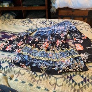 Free people off the shoulder dress never worn. Xs